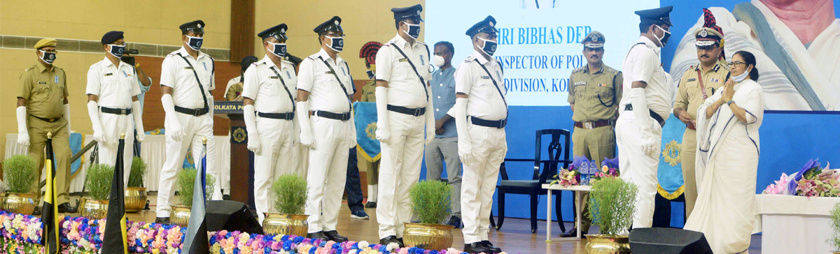 Hon'ble Chief Minister Mamata Banerjee at the felicitation ceremony of Kolkata Police