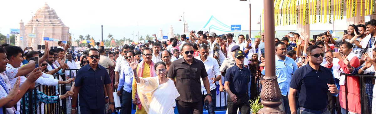 Hon'ble Chief Minister Mamata Banerjee graced the sacred Prana Pratishtha ceremony of Lord Jagannath at Digha on 30 April 2025