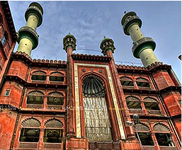 Area to Visit- Nakhoda Masjid